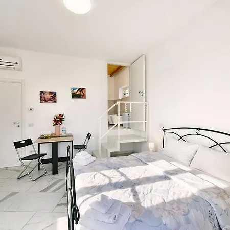 Apartment Dei Sogni - Accesso Indipendente Vicino Ospedale Borgo Trento Fiera Arena Di *