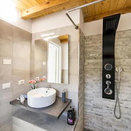 Apartment Dei Sogni - Accesso Indipendente Vicino Ospedale Borgo Trento Fiera Arena Di